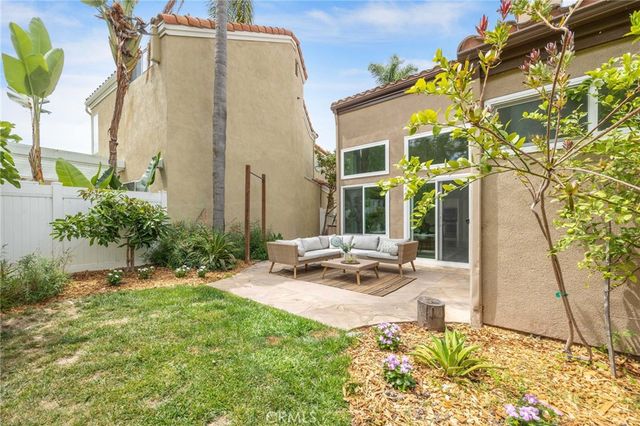 35 Del Perlatto, Irvine, CA 92614