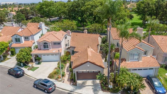 35 Del Perlatto, Irvine, CA 92614