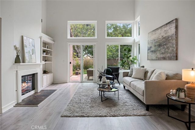 35 Del Perlatto, Irvine, CA 92614