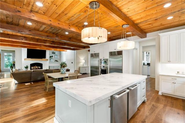 5360 Lake Forrest Drive, Atlanta, GA 30342