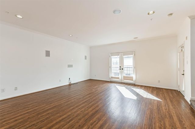 17 Waugh Drive 209, Houston, TX 77007