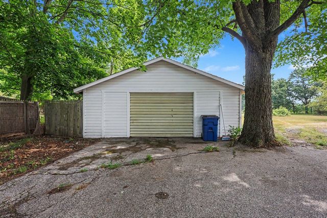 598 S Brooks Road, Muskegon, MI 49442