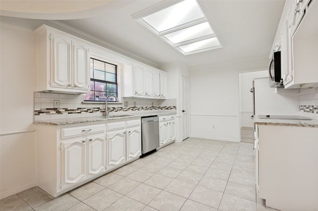728 Havencrest Drive, Desoto, TX 75115
