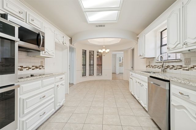 728 Havencrest Drive, Desoto, TX 75115