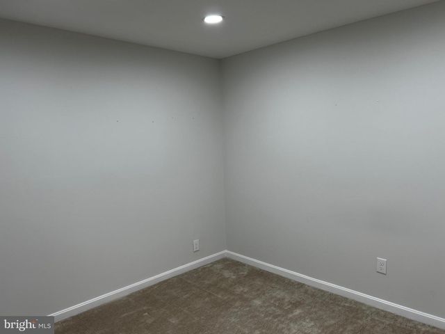5205 PUMPHREY DR, Fairfax, VA 22032