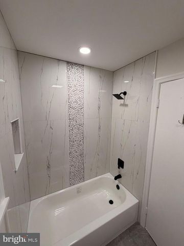 5205 PUMPHREY DR, Fairfax, VA 22032