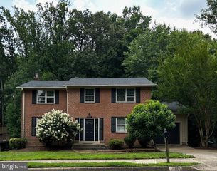 5205 PUMPHREY DR, Fairfax, VA 22032