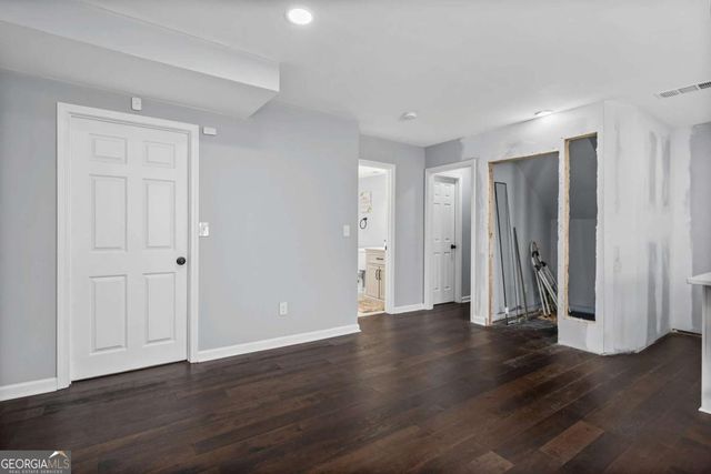 2468 Leslie Brook Drive, Decatur, GA 30035