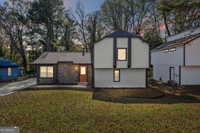 2468 Leslie Brook Drive, Decatur, GA 30035