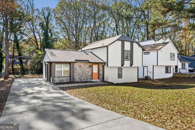2468 Leslie Brook Drive, Decatur, GA 30035