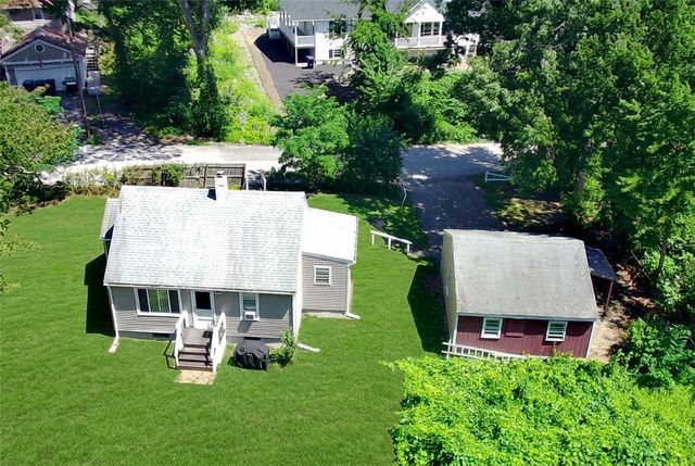 21 Narragansett Road, Cumberland, RI 02864