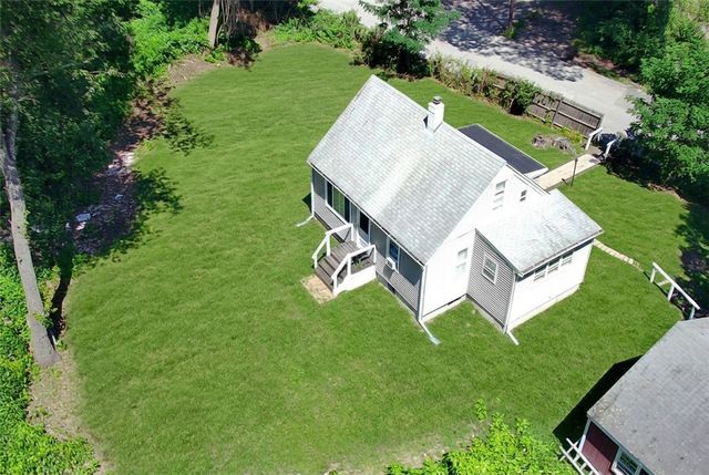 21 Narragansett Road, Cumberland, RI 02864