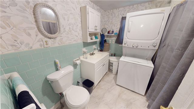 21 Narragansett Road, Cumberland, RI 02864