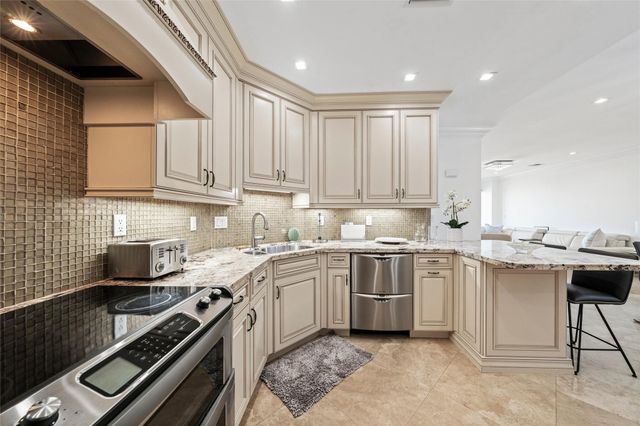 4020 Galt Ocean Drive PH5, Fort Lauderdale, FL 33308