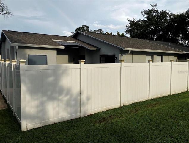 10722 CROWNGATE LANE, Tampa, FL 33624