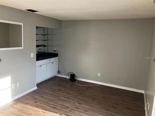 10722 CROWNGATE LANE, Tampa, FL 33624