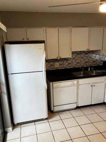 10722 CROWNGATE LANE, Tampa, FL 33624