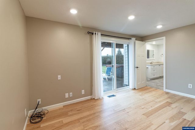 3552 Basswood Ct NW, Salem, OR 97304