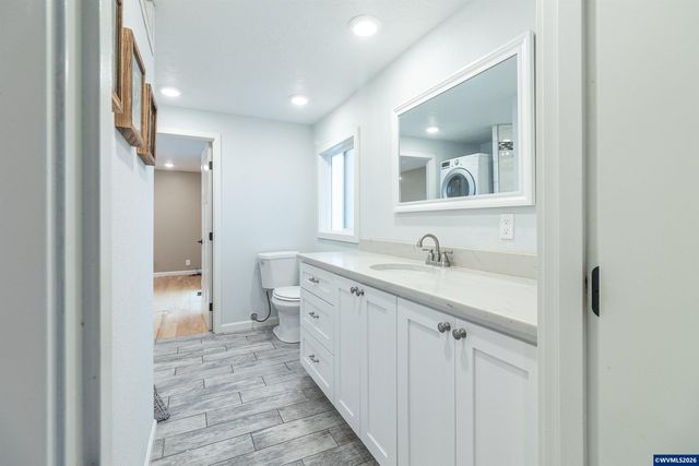 3552 Basswood Ct NW, Salem, OR 97304