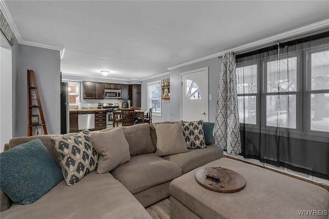 29 Frederick Street, Cheektowaga, NY 14227