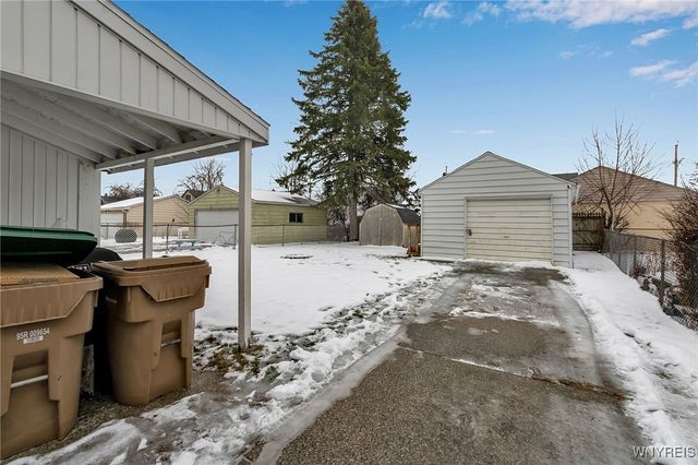 29 Frederick Street, Cheektowaga, NY 14227