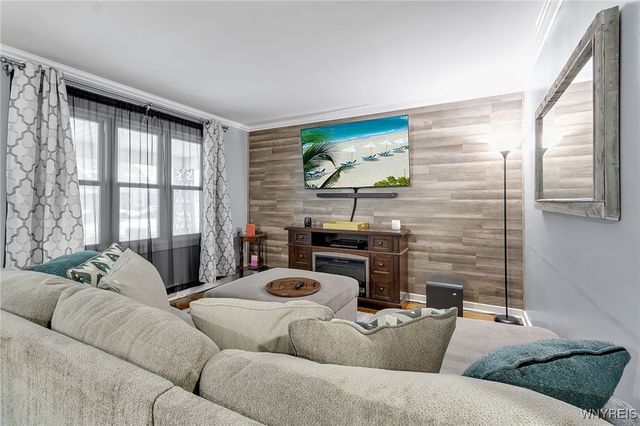 29 Frederick Street, Cheektowaga, NY 14227