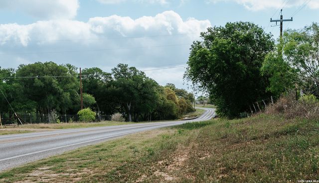 1065 fm 477, Seguin, TX 78155