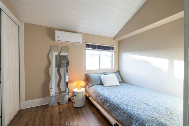 113 N Ivy Avenue 113 & 115, Monrovia, CA 91016