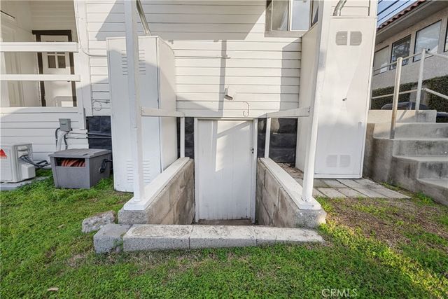 113 N Ivy Avenue 113 & 115, Monrovia, CA 91016