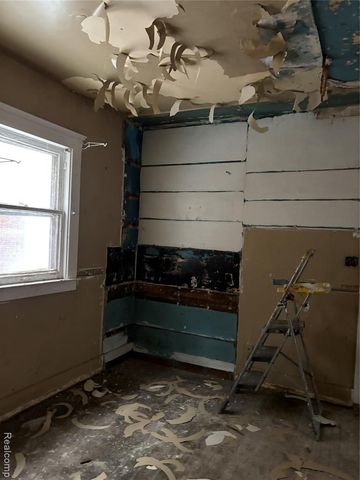 5042 Dailey Street, Detroit, MI 48204