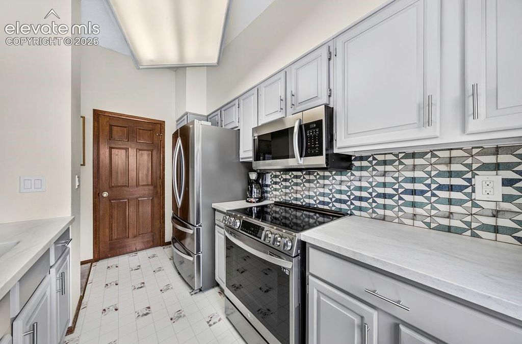 930 Fontmore Road D, Colorado Springs, CO 80904 — photo 4
