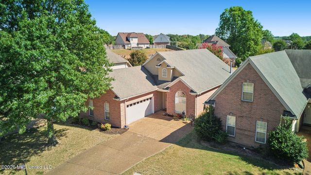 1091 Warwick Place, Southaven, MS 38671