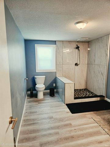 522 E Masterson Avenue, Fort Wayne, IN 46803