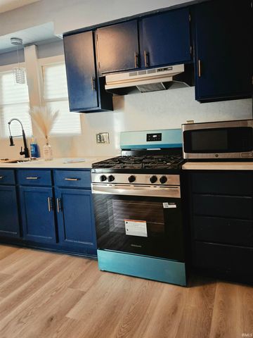 522 E Masterson Avenue, Fort Wayne, IN 46803