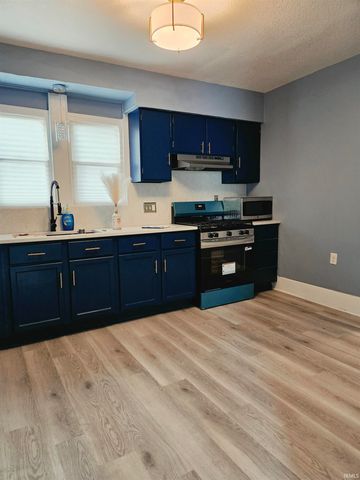 522 E Masterson Avenue, Fort Wayne, IN 46803