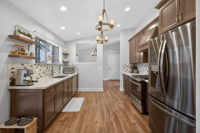 5621 Daisy Cir, Pollock Pines, CA 95726