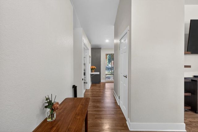 5621 Daisy Cir, Pollock Pines, CA 95726