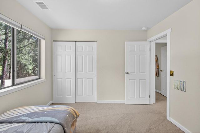 5621 Daisy Cir, Pollock Pines, CA 95726
