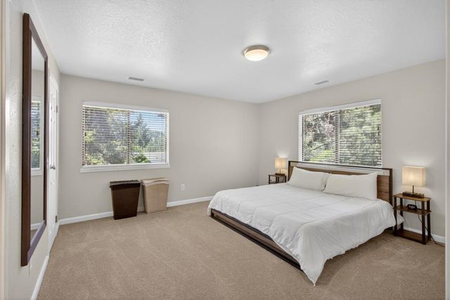 5621 Daisy Cir, Pollock Pines, CA 95726