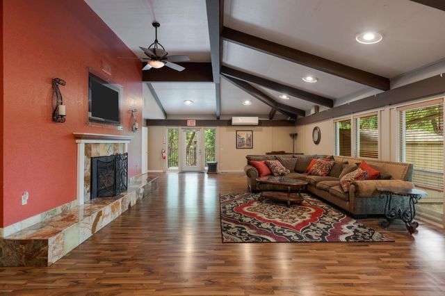 5621 Daisy Cir, Pollock Pines, CA 95726