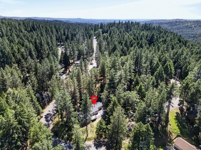5621 Daisy Cir, Pollock Pines, CA 95726
