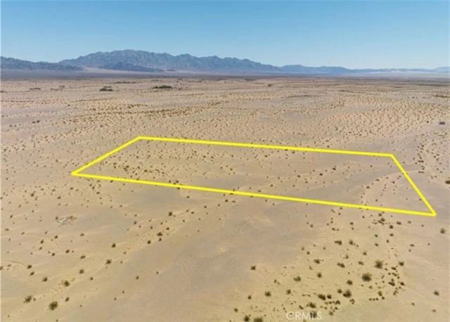 1234 Hollywood, 29 Palms, CA 92277