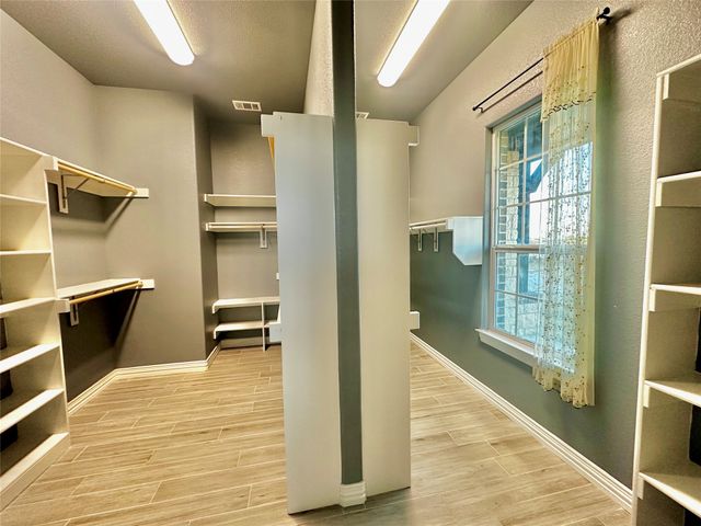 107 Rock Salt Court, Springtown, TX 76082