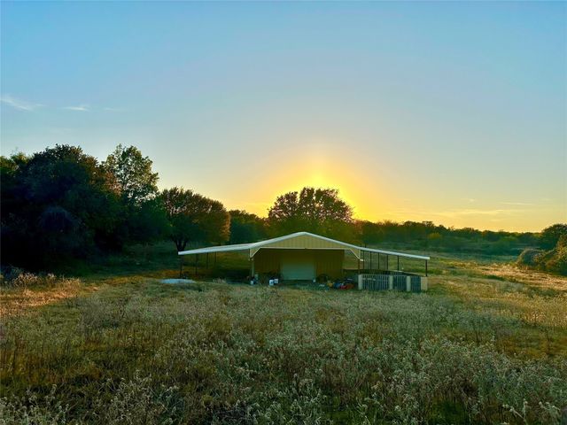 107 Rock Salt Court, Springtown, TX 76082