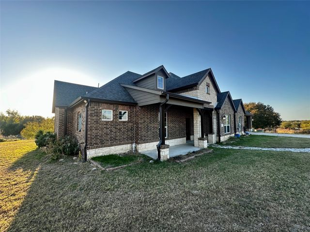 107 Rock Salt Court, Springtown, TX 76082