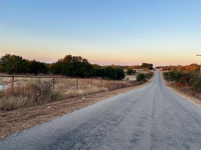 107 Rock Salt Court, Springtown, TX 76082