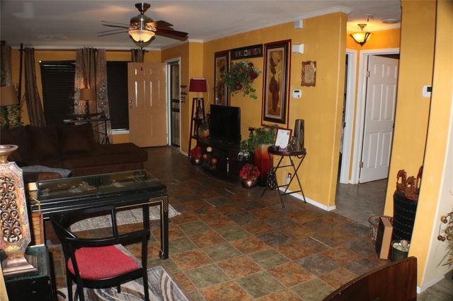 9401 Hillis Street, Houston, TX 77028