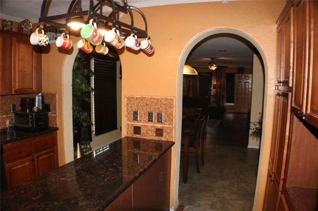 9401 Hillis Street, Houston, TX 77028