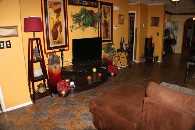 9401 Hillis Street, Houston, TX 77028