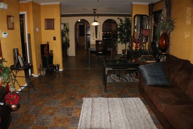 9401 Hillis Street, Houston, TX 77028
